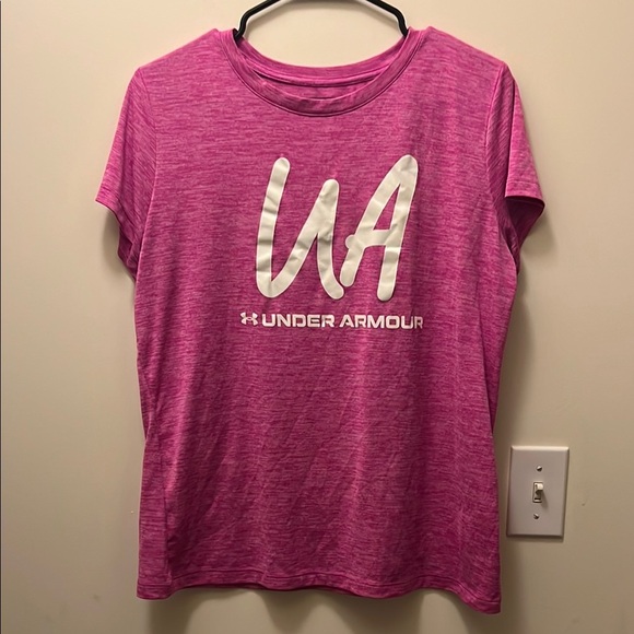 Under Armour Women's Pink T-Shirt size Large - Picture 1 of 9